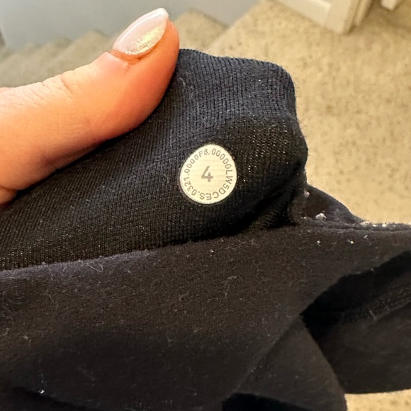 Lulelemon Black leggings 25’ inch - Picture 3 of 3